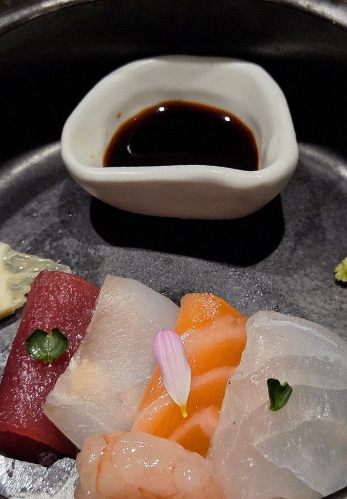 DAEBOJUNG City Hall · seafood course served alongside the beef