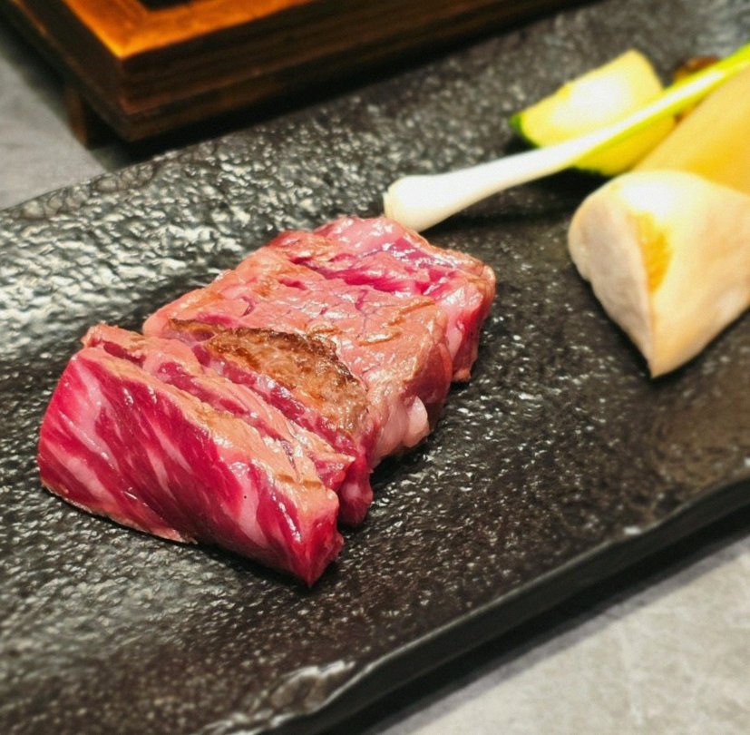 WOOHANA Yeouido · premium marbled Hanwoo beef presented before grilling