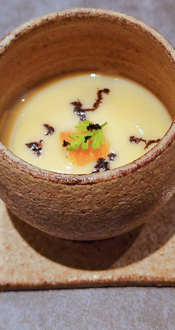 WOOHANA Jonggak · a warm soup to finish the course