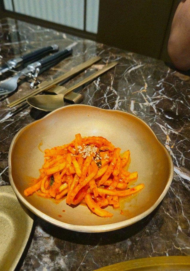 DAEBOJUNG City Hall · fresh Hanwoo beef tartare (yukhoe)
