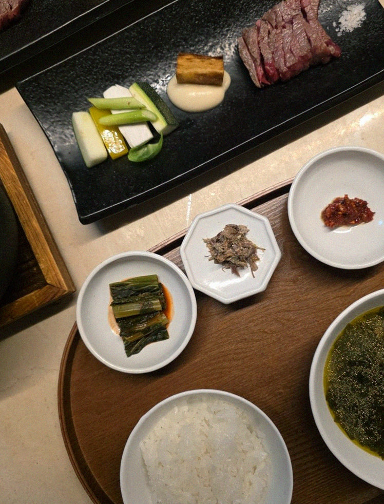 WOOARA Yeouido · assorted Korean side dishes (banchan)