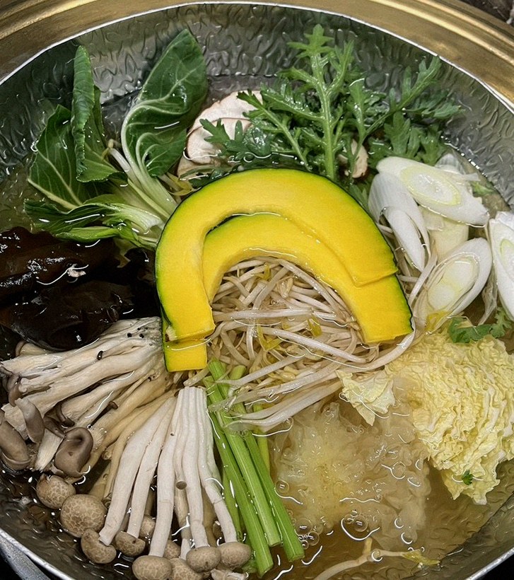 DAEBOJUNG Yeouido · a warm soup to finish the course