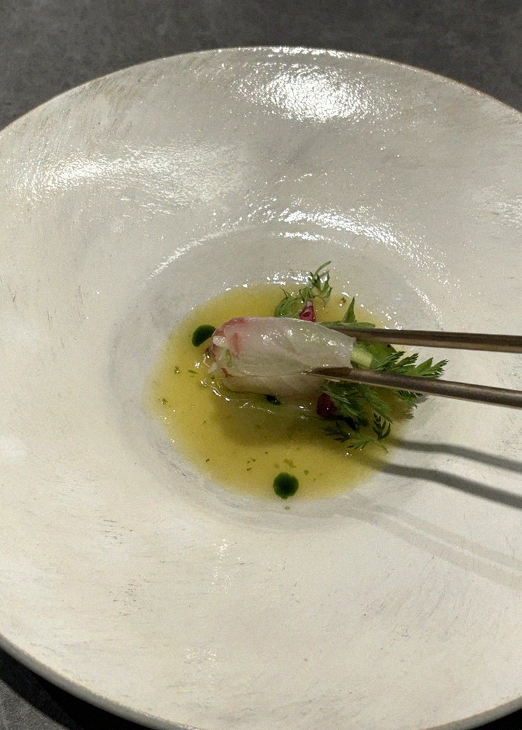 GOWOOGA Gangnam·Yeoksam · a plated course of Hanwoo beef