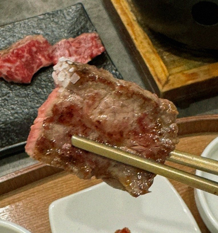 고우가 광화문점 · 경복궁역 점심 · 마블링이 살아있는 프리미엄 한우 쇼잉
