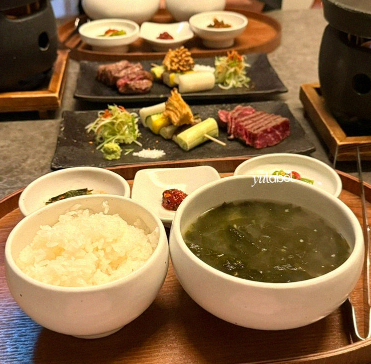 GOWOOGA Yeouido · 彩り豊かなおかず(バンチャン)