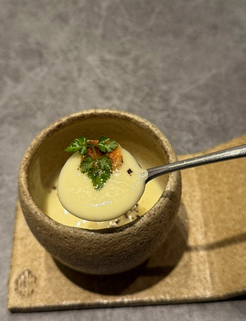 WOOHANA Jonggak · fresh Hanwoo beef tartare (yukhoe)