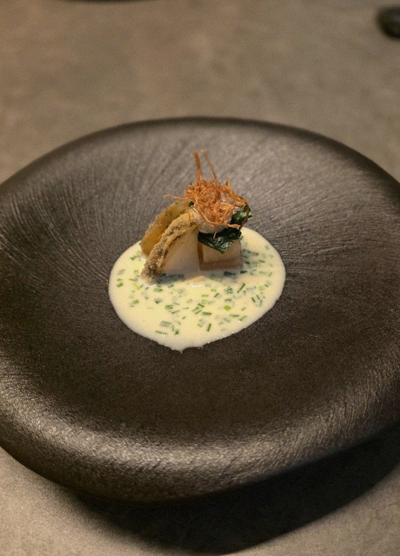 GOWOOGA Yeouido · a plated course of Hanwoo beef