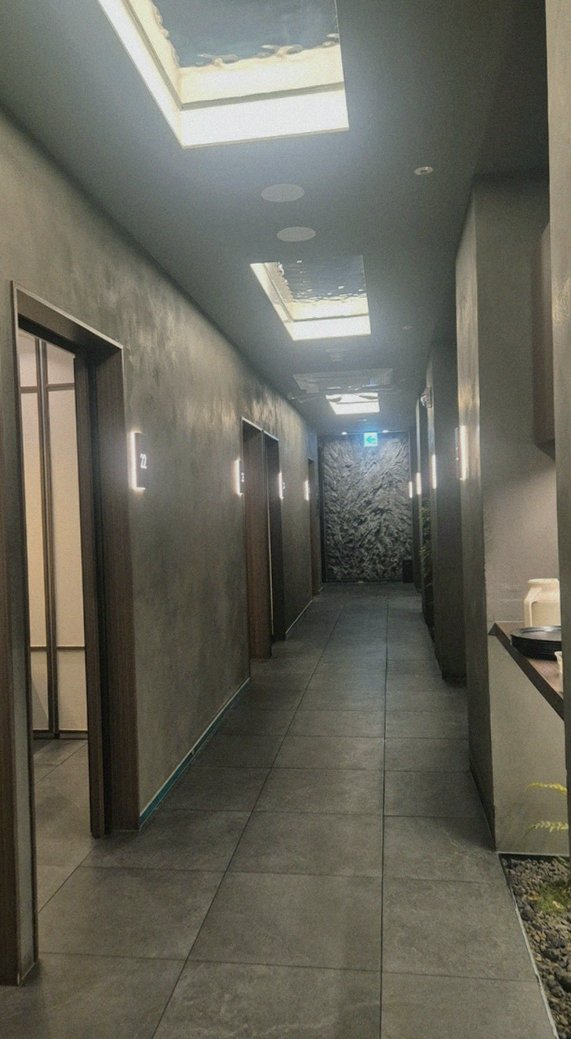 고우가 여의도점 · 여의도 콜키지프리 · 전 좌석 프라이빗 룸 내부 분위기