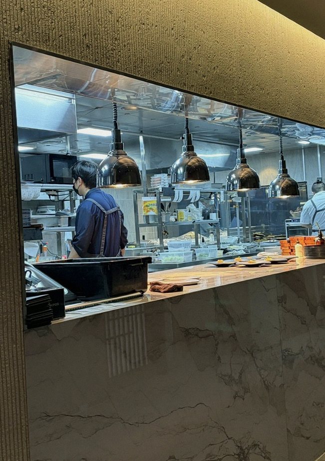 GOWOOGA Gangnam·Yeoksam · a private dining room — every table is a private room