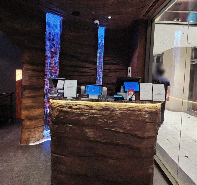 WOOHANA Jonggak · a private dining room — every table is a private room