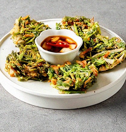 대보정 여의도점 · 여의도 소고기맛집 · 정갈하게 차려진 반찬과 곁들임 찬