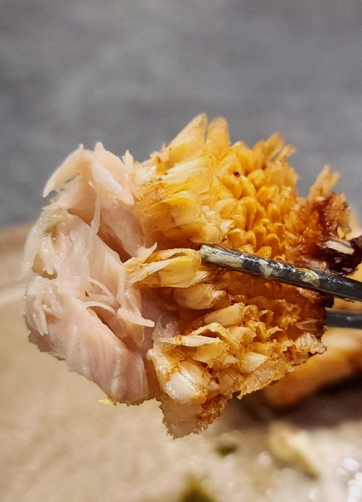 WOOHANA Jonggak · seafood course served alongside the beef