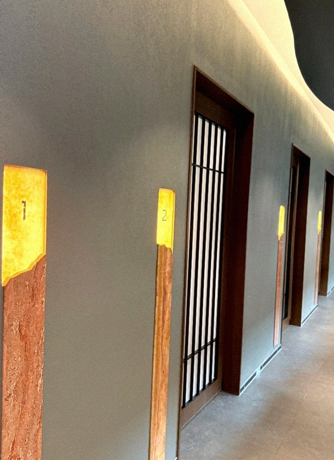 WOOHANA Jonggak · a private dining room — every table is a private room