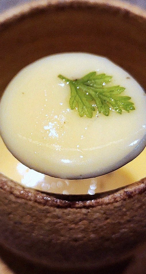 WOOHANA Jonggak · 食事コースとお供