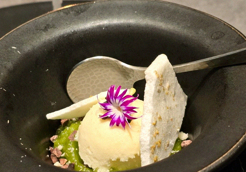 WOOHANA Yeouido · a plated course of Hanwoo beef
