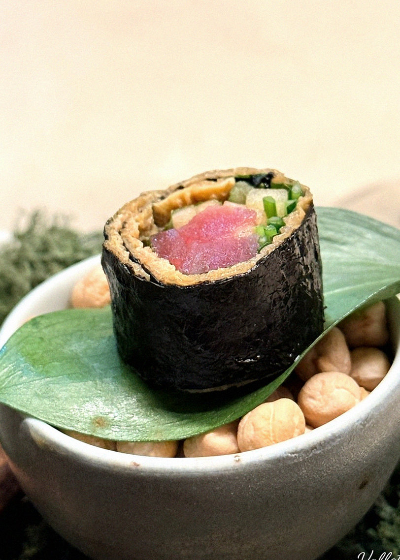 WOOARA Yeouido · fresh Hanwoo beef tartare (yukhoe)