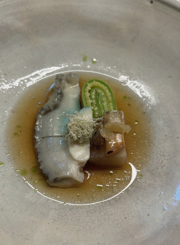 WOOARA Yeouido · seafood course served alongside the beef