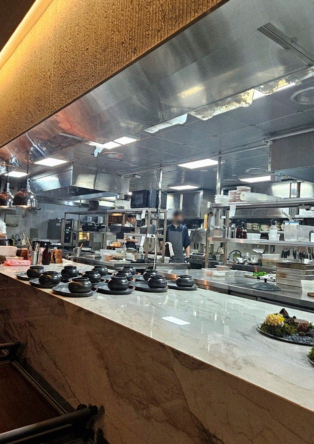 GOWOOGA Gangnam·Yeoksam · the full Hanwoo omakase table