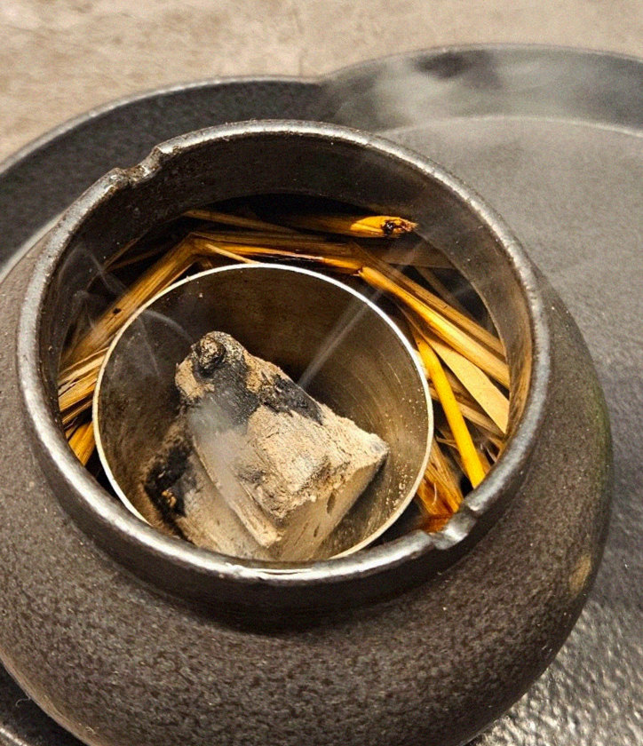 GOWOOGA Yeouido · Hanwoo beef grilling over binchotan charcoal