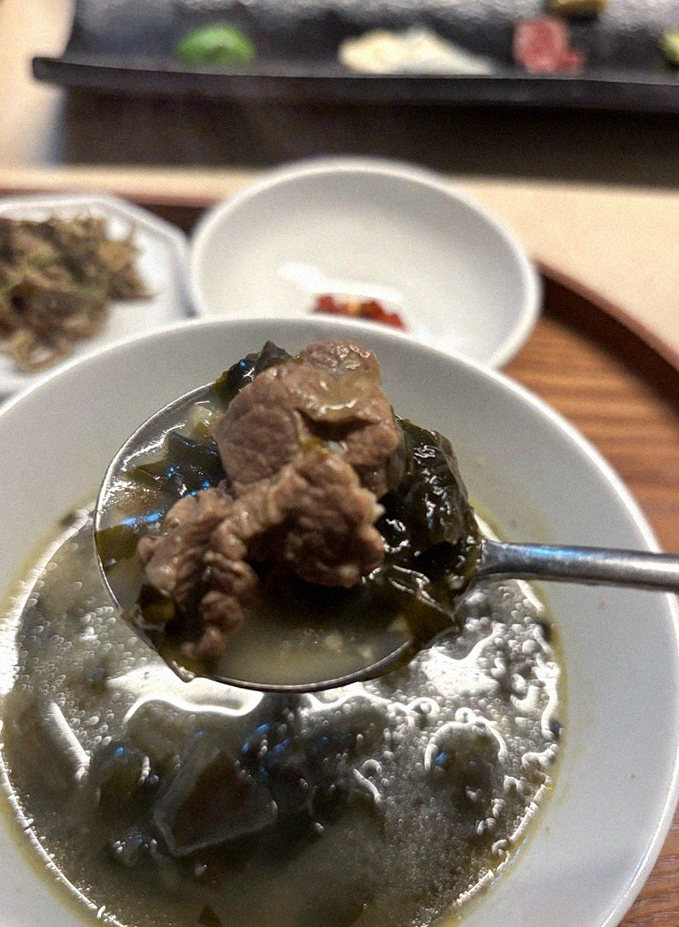 우아라 광화문점 · 광화문역 맛집추천 · 따뜻하게 마무리하는 국물 요리