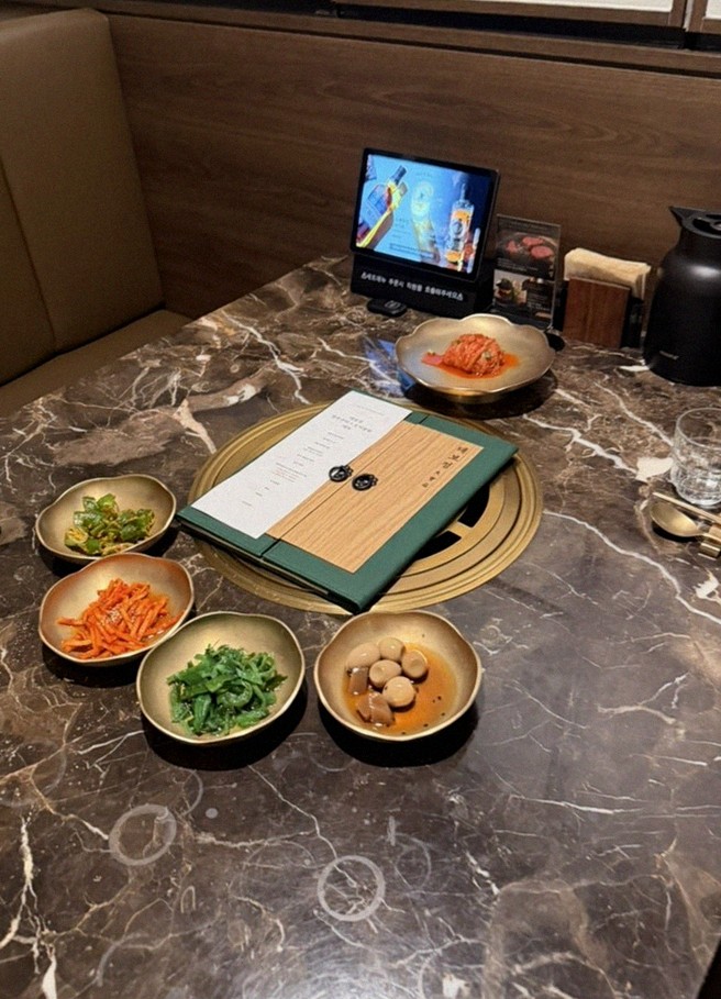 대보정 여의도점 · 영등포 점심맛집 · 한 상 가득 차려진 한우 오마카세 코스