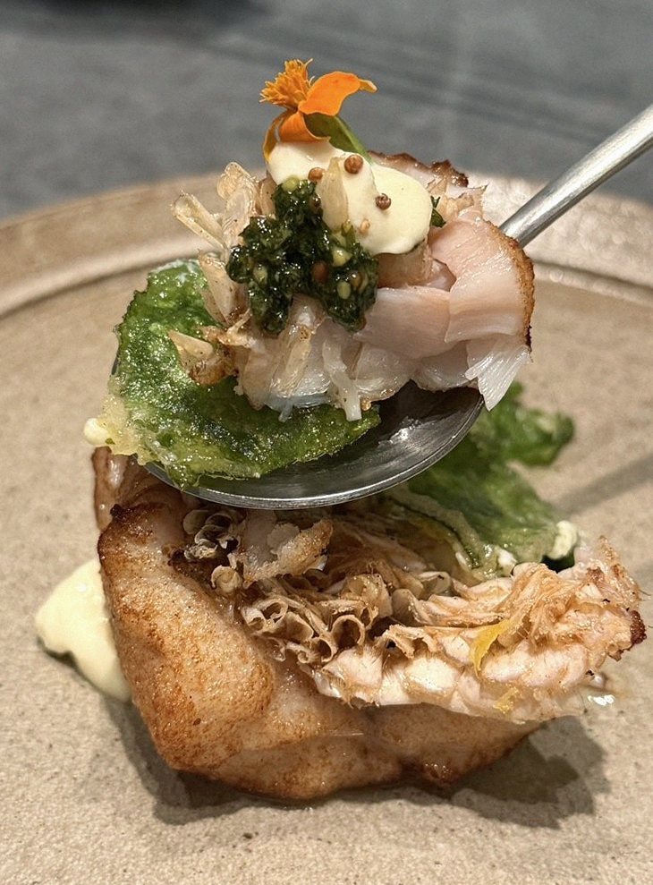 WOOHANA Yeouido · seafood course served alongside the beef