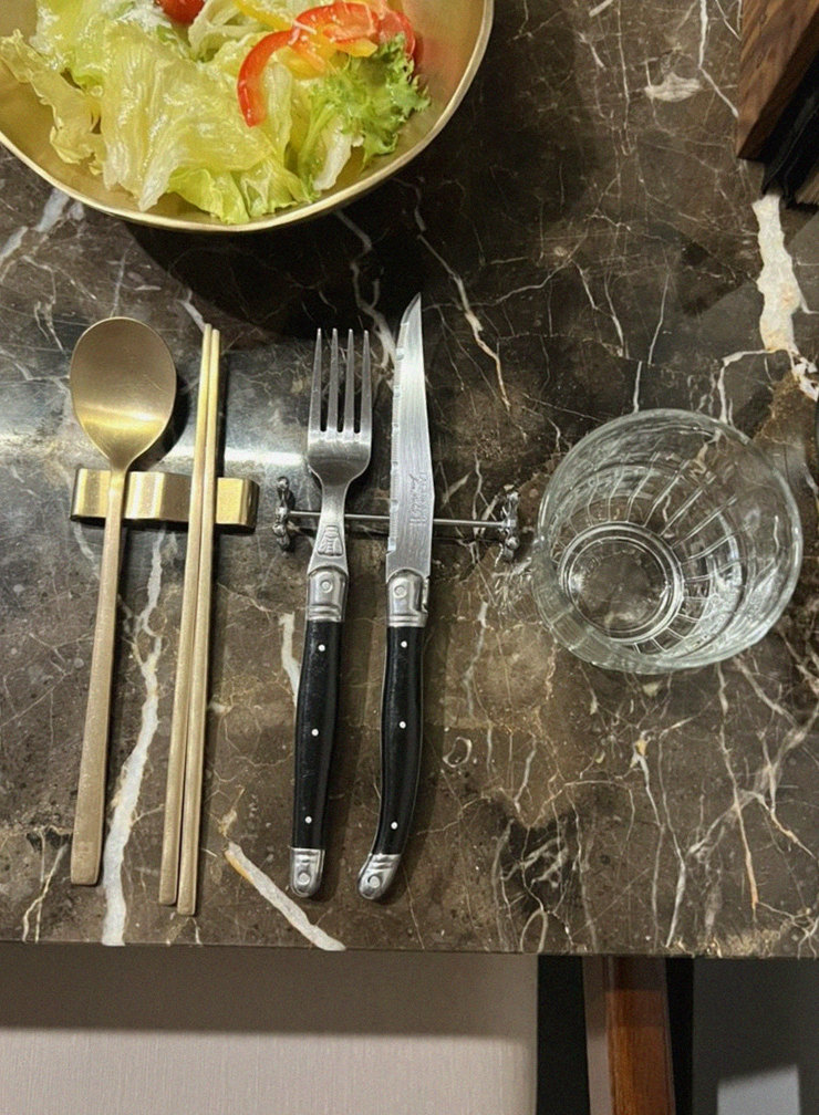 DAEBOJUNG City Hall · the full Hanwoo omakase table
