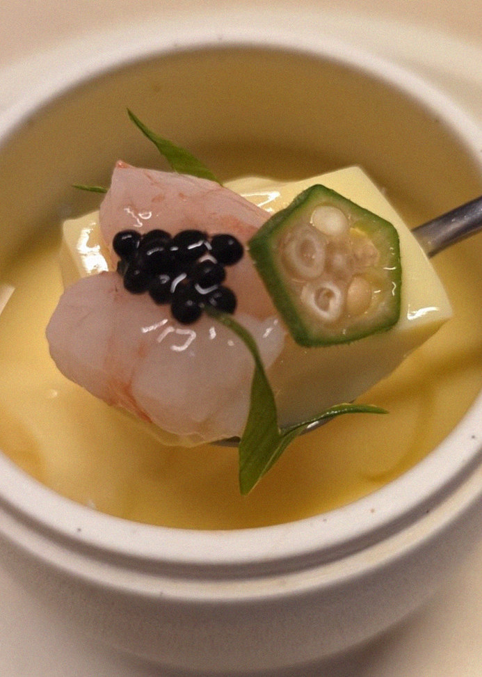 우아라 광화문점 · 서울 한우오마카세 맛집 · 따뜻하게 마무리하는 국물 요리