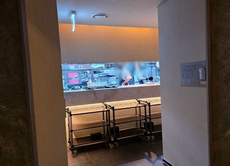 우아라 광화문점 · 서울 한우오마카세 맛집 · 전 좌석 프라이빗 룸 내부 분위기