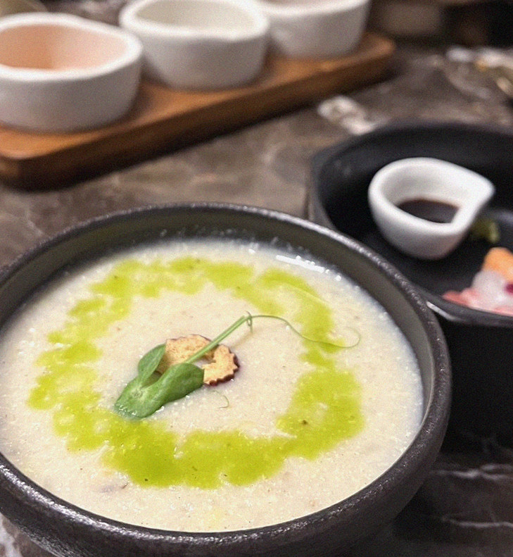 DAEBOJUNG Yeouido · 收尾的热汤