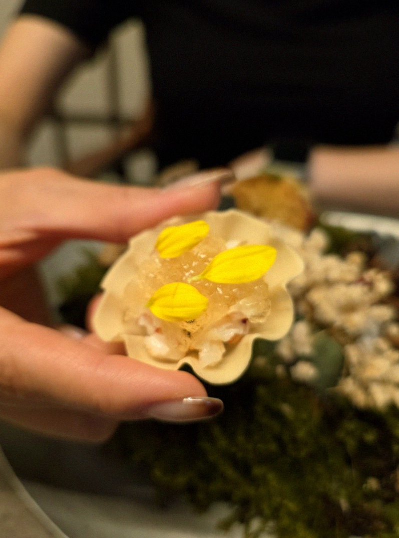 GOWOOGA Yeouido · fresh Hanwoo beef tartare (yukhoe)