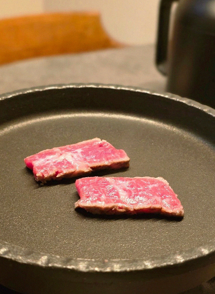 고우가 여의도점 · 영등포 룸식당 · 마블링이 살아있는 프리미엄 한우 쇼잉