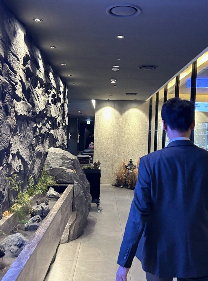 고우가 여의도점 · 영등포 룸식당 · 전 좌석 프라이빗 룸 내부 분위기