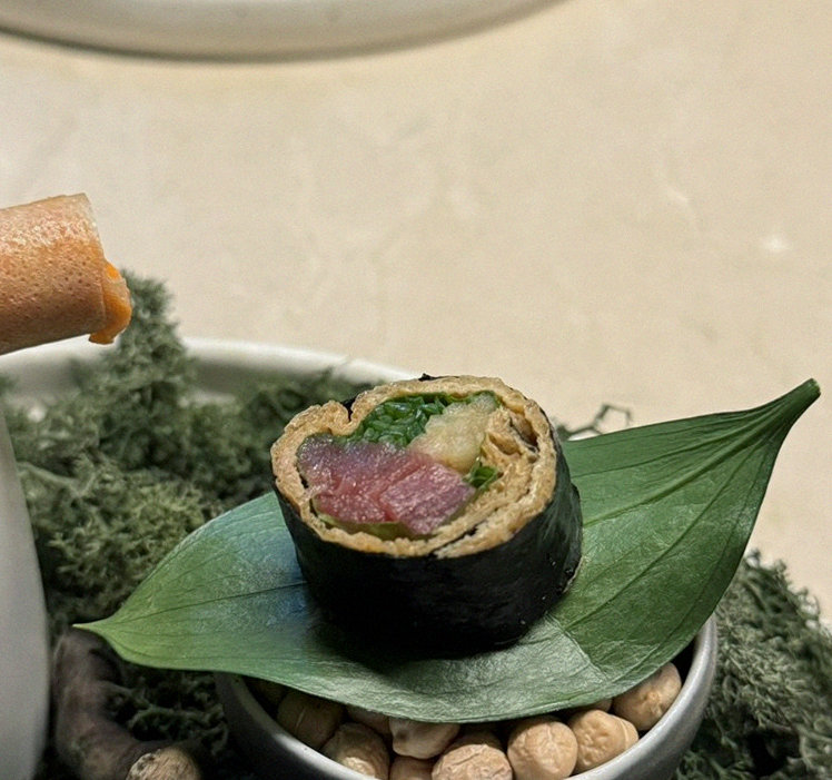 WOOARA Yeouido · fresh Hanwoo beef tartare (yukhoe)