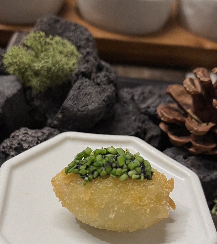 DAEBOJUNG Yeouido · fresh Hanwoo beef tartare (yukhoe)