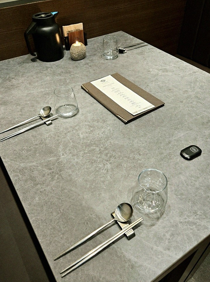 우하나 여의도점 · 여의도 IFC 맛집 · 한 상 가득 차려진 한우 오마카세 코스