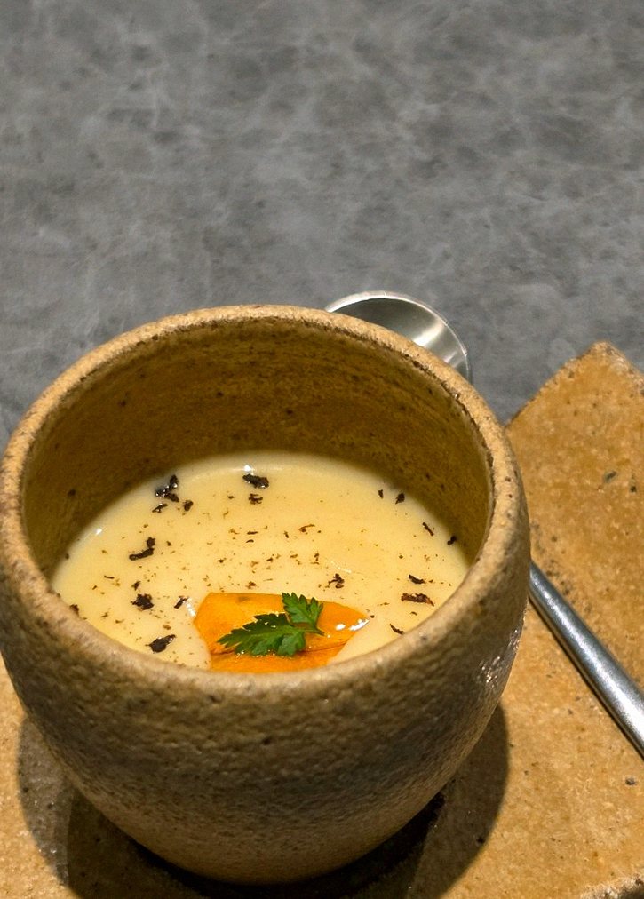 WOOHANA Yeouido · a warm soup to finish the course