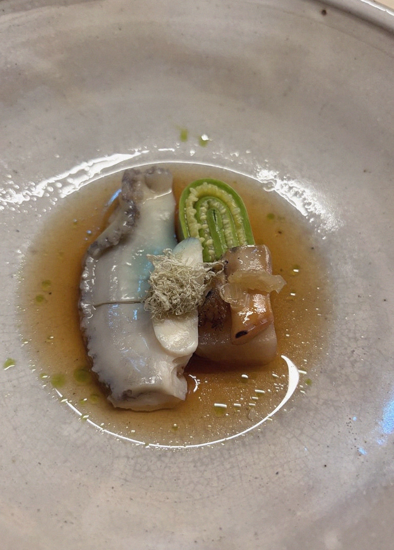 WOOARA Gwanghwamun · seafood course served alongside the beef