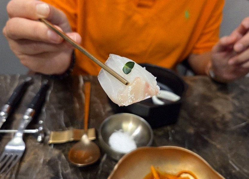 대보정 시청역점 · 광화문 맛집추천 · 식사 코스와 곁들임
