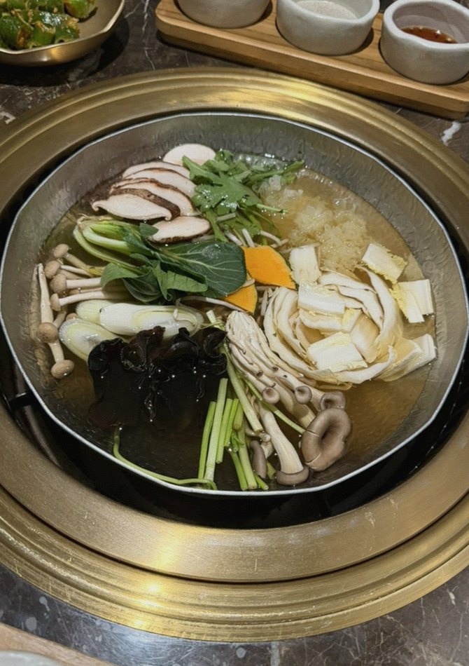 대보정 시청역점 · 광화문 맛집추천 · 따뜻하게 마무리하는 국물 요리
