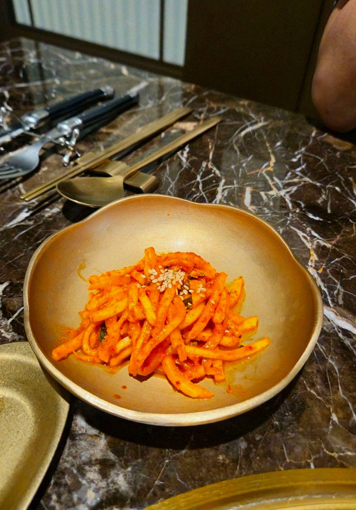 DAEBOJUNG Yeouido · fresh Hanwoo beef tartare (yukhoe)