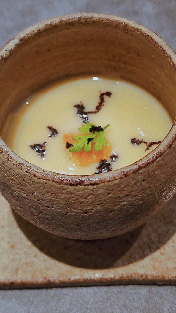 WOOHANA Yeouido · a warm soup to finish the course