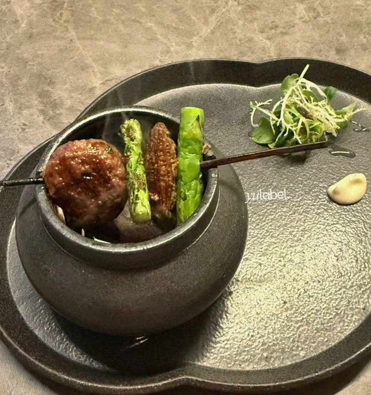 GOWOOGA Yeouido · fresh Hanwoo beef tartare (yukhoe)