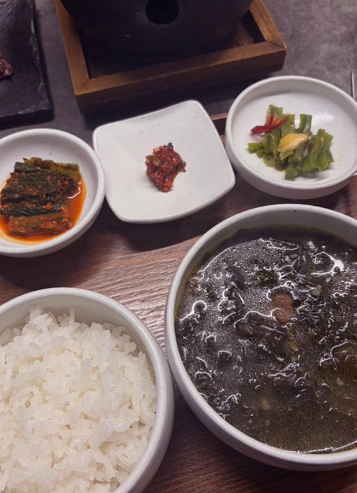 GOWOOGA Yeouido · assorted Korean side dishes (banchan)