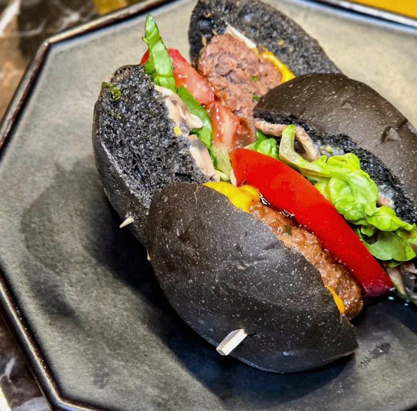 대보정 여의도점 · 영등포 고기맛집 · 시그니처 한우 쇼잉 — 진열함에 담긴 마블링 한우와 캐비아