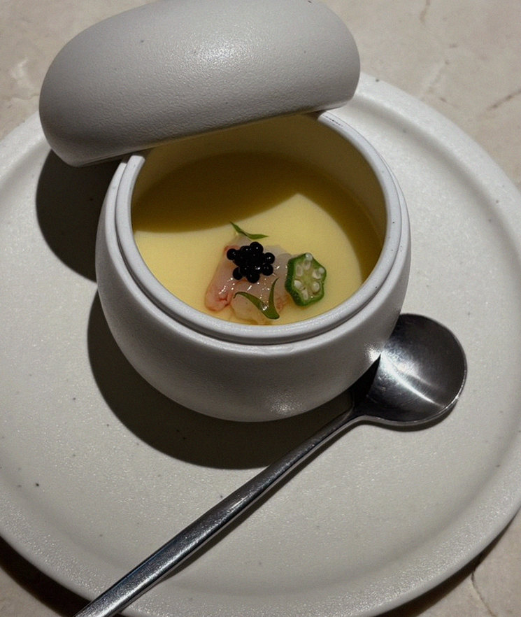 WOOARA Yeouido · a warm soup to finish the course