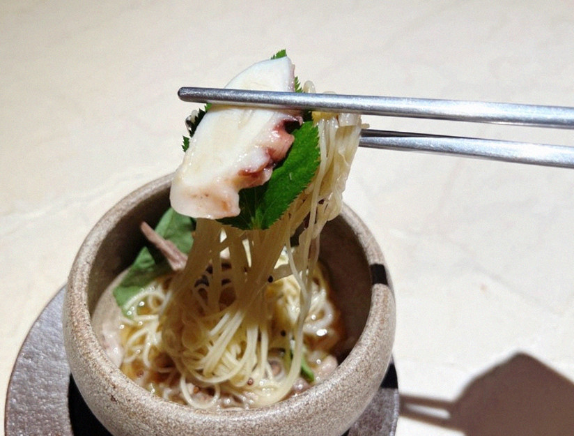WOOARA Yeouido · a warm soup to finish the course