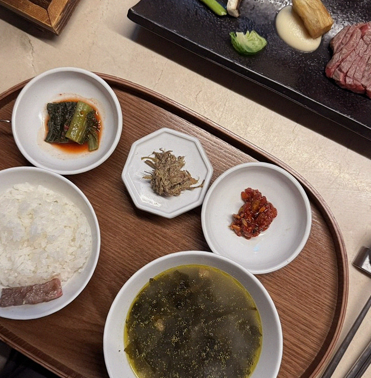 WOOARA Gwanghwamun · assorted Korean side dishes (banchan)