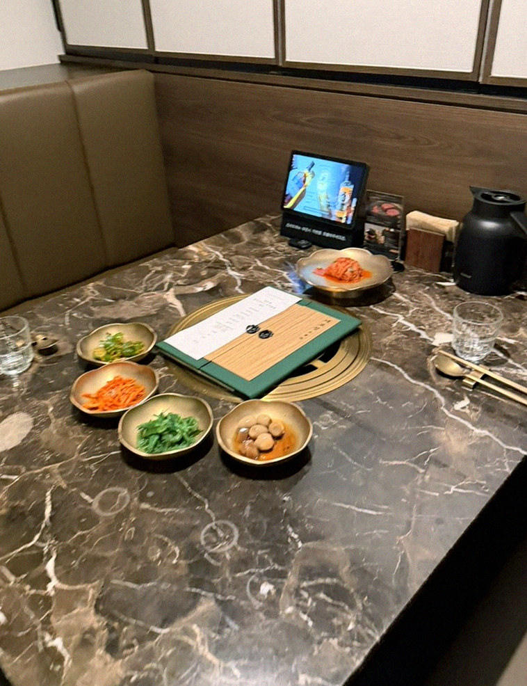 DAEBOJUNG Yeouido · the full Hanwoo omakase table