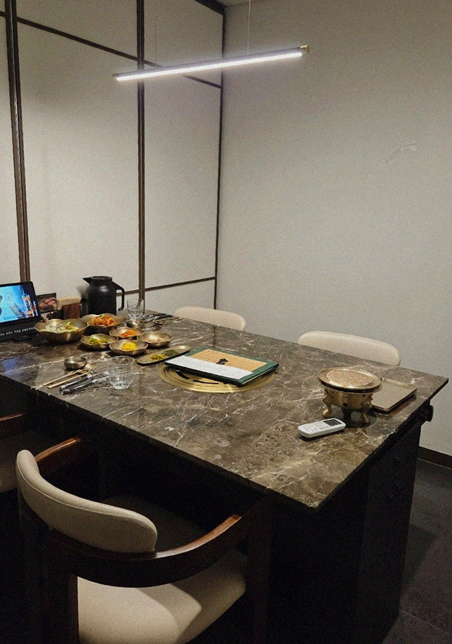 대보정 여의도점 · 한 상 가득 차려진 한우 오마카세 코스